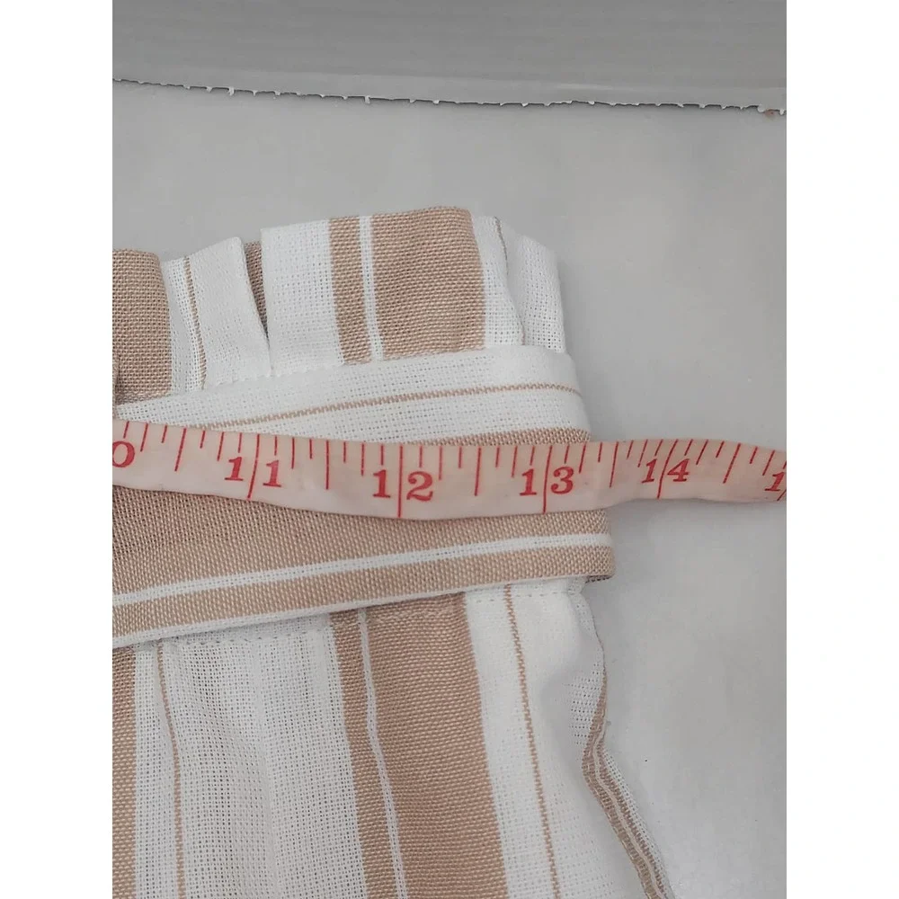 Francesca's ALYA tan/white wide striped Paper bag NWT shorts. Size S - Picture 4 of 9